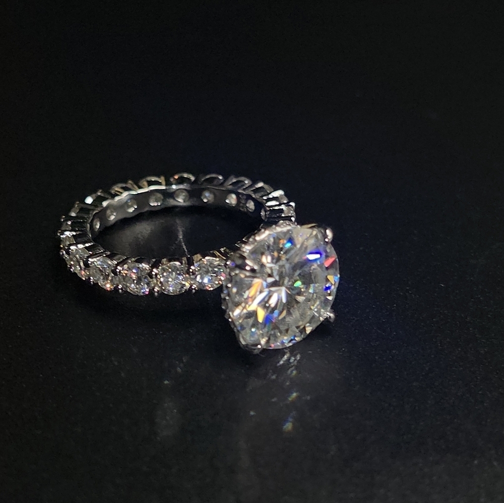 4CTW Moissanite Halo Cut .4 Prong S925 Silver Ring